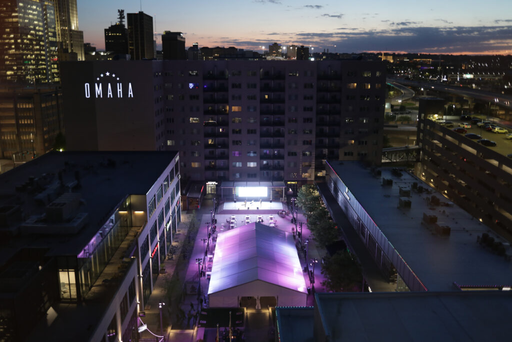 Looking out over the entire reception at the Marriott Capitol District courtyard